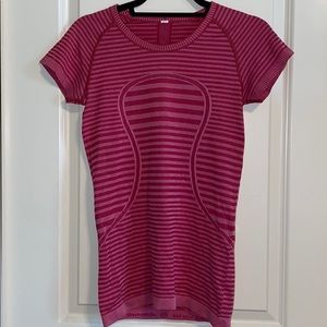 Lululemon swiftly tech short sleeve